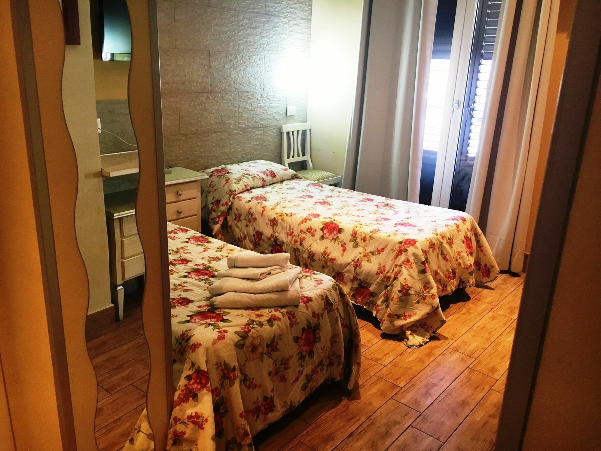 Hotel Casa Aurelia à Palerme Extérieur photo